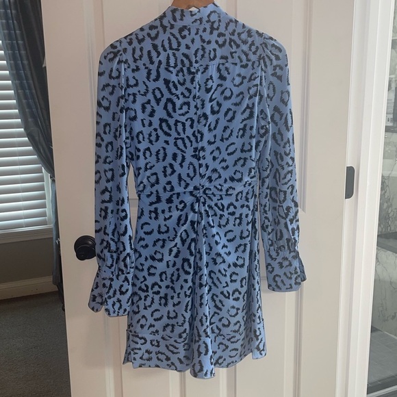 A.L.C. Marcella Dress 100% Silk Blue Leopard Print Dress Silver Front Zip Sz 2 - Picture 7 of 8